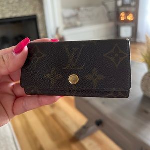 Louis Vuitton key holder
